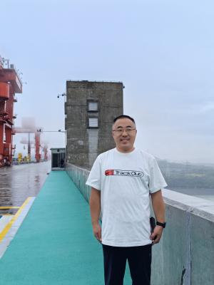 段宏飞  万博max官网 教授 学科方向 地下空间工程 Email dhfcumt9@126.com